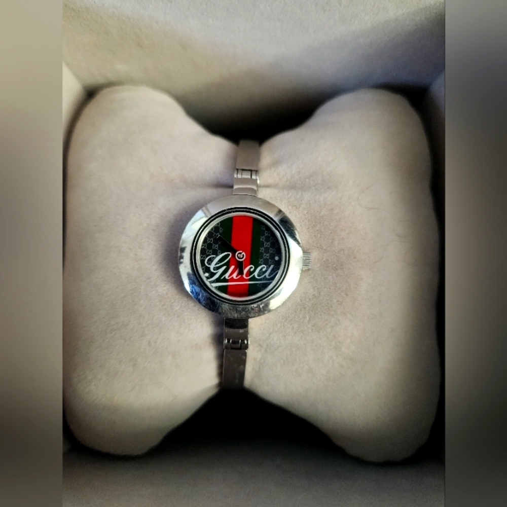 Gucci watch